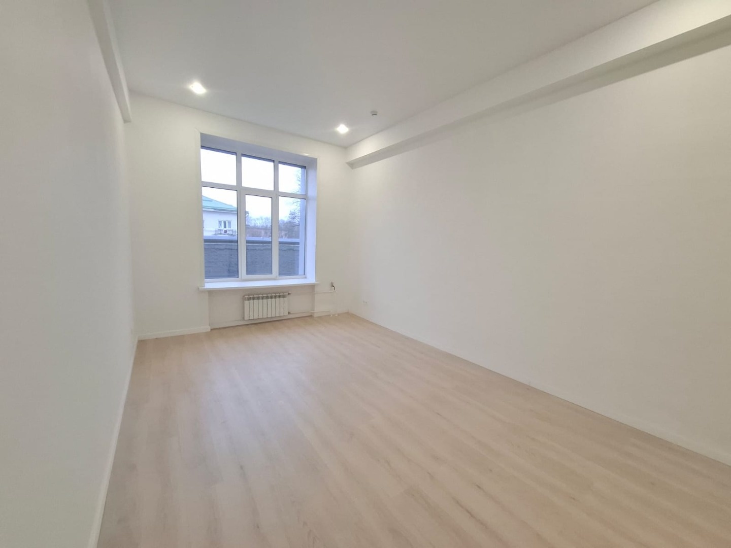 Продаётся уютная студия в Люберцах!
Ищете своё идеальное пространство для жизни или инвестиций?
Представляем вашему вниманию стильную студию (ЛОТ 3087)
Адрес: г. Люберцы, Октябрьский проспект, дом 403
Площадь: 23,6 м².
Почему эта студия — ваш идеальный выбор?
Развитый район. Люберцы славятся свое